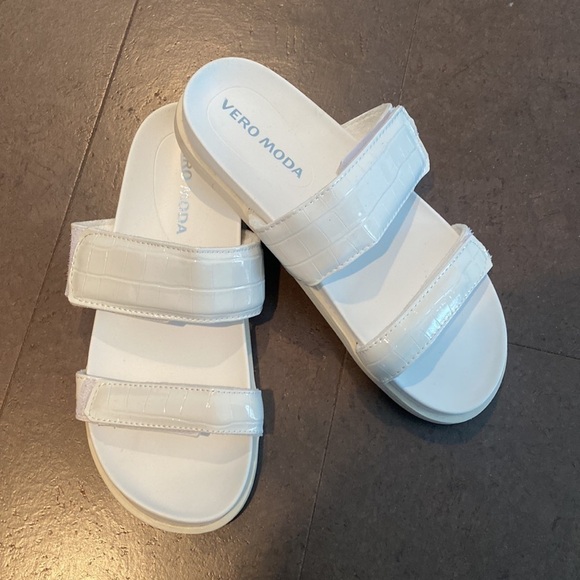 VERO Moda Velcro sandals size 39 - Picture 1 of 6